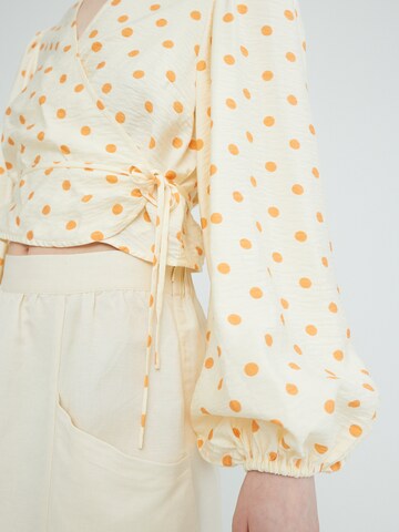 EDITED Blouse 'Belli' in Beige