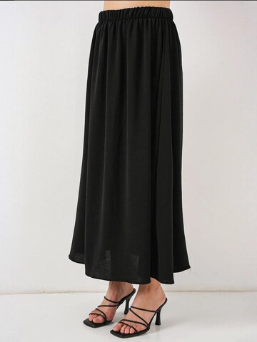 Bigdart Skirt in Black