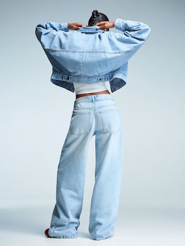 Giacca di mezza stagione di Bershka in blu