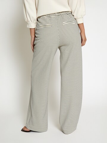 Loosefit Pantalon 'Maki' minus en noir
