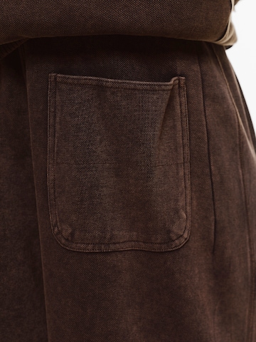 Pull&Bear Vrečasti Hlače | rjava barva