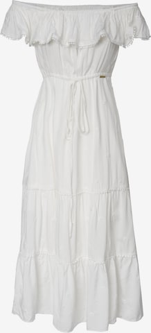 Abito di Influencer in bianco: frontale