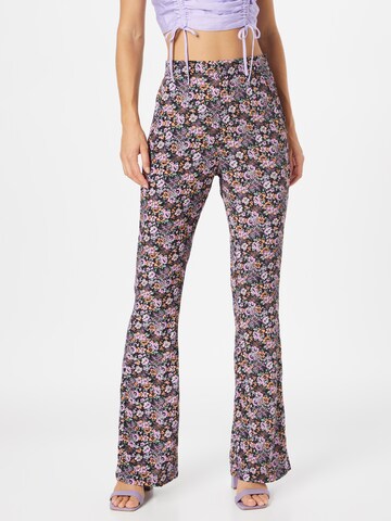 Colourful Rebel Regular Pants 'Nadine' in Black: front