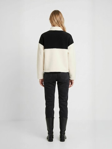 Opal Studio Between-Season Jacket ' Mille ' in Black