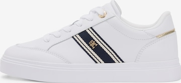 TOMMY HILFIGERNiske tenisice 'CHIC' - bijela boja: prednji dio