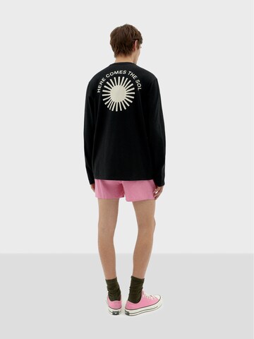 Thinking MU Bluser & t-shirts ' SOL ' i sort