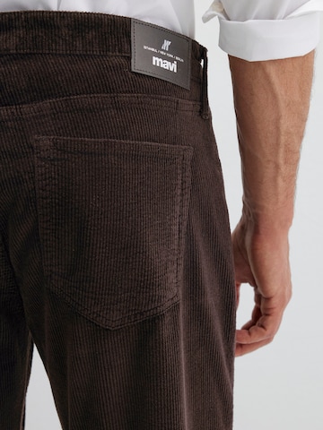 Mavi Regular Jeans 'LISBON' in Brown