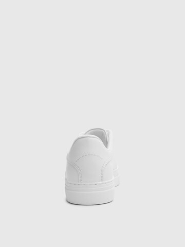 SELECTED Låg sneaker 'David' i vit