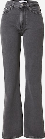 Calvin Klein Jeans Буткат Джинсы в Серый: спереди