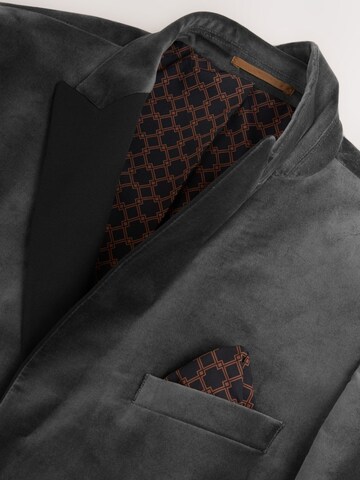 Next Средняя посадка Пиджак в Серый