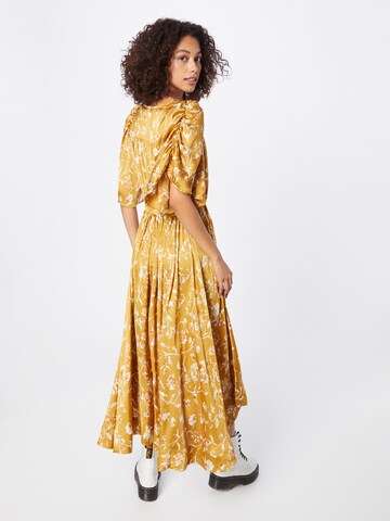 Robe 'MAE' Copenhagen Muse en jaune