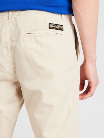 NAPAPIJRI - regular Pantalón chino 'NAKURU' en beige