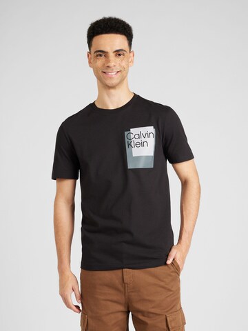 Calvin Klein - Camiseta en negro: frente