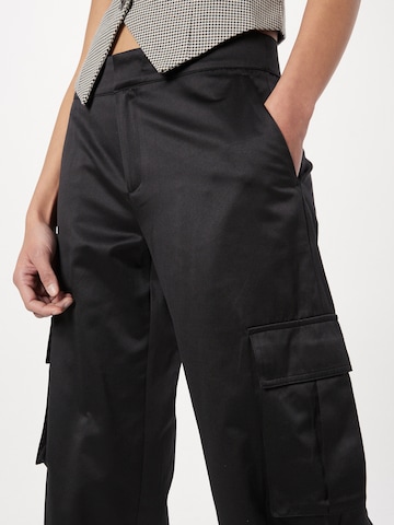 Regular Pantalon cargo Gina Tricot en noir