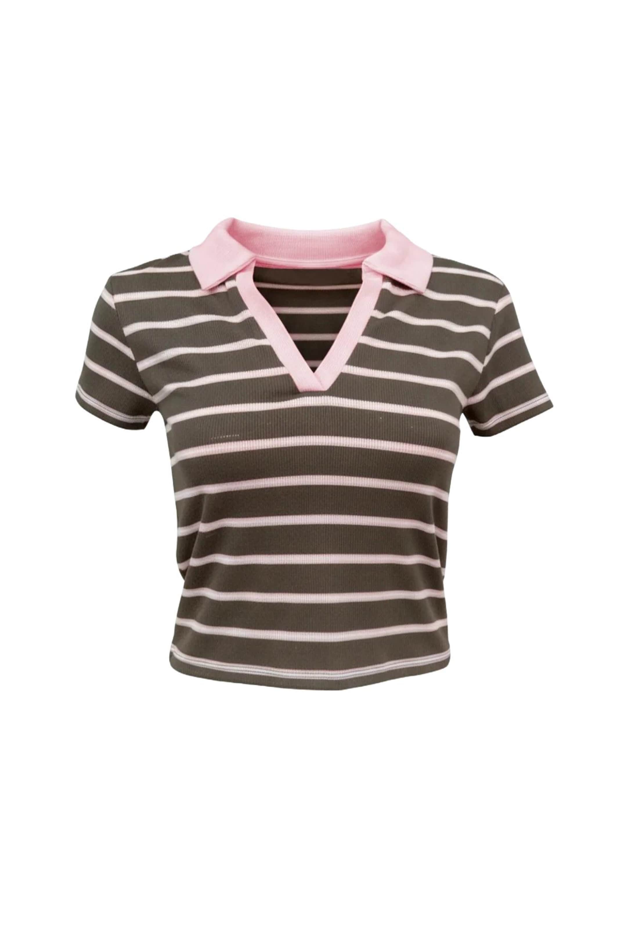 No Matter What Shirt in Bruin: voorkant
