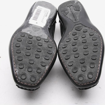 Attilio Giusti Leombruni Flats & Loafers in 35 in Black