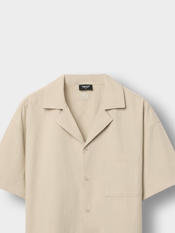 Burocs Regular Fit Hemd 'Solid Seersucker'‌‌‌‌‌ in Beige