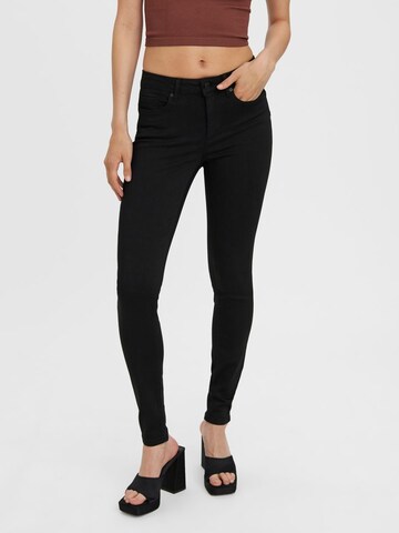 VERO MODA Slimfit Jeans 'SEVEN' in Zwart: voorkant