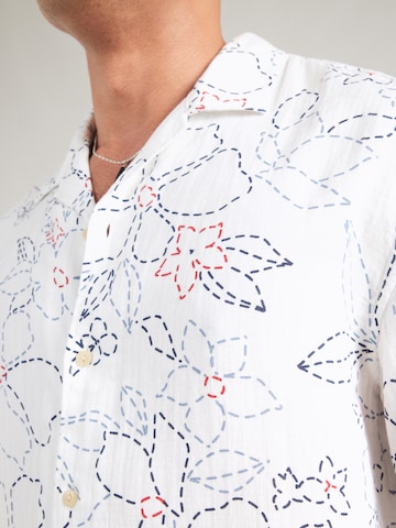 GAP Regular Fit Hemd in Weiß