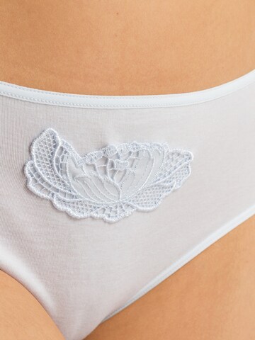 Hanro Slip ' Anne ' in Blue