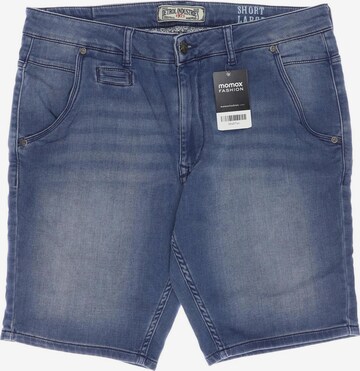 Petrol Industries Shorts in 34 in Blue: front