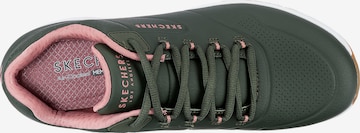 SKECHERS Sneaker 'Uno' in Grün