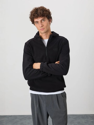 Giacca di pile di Tommy Life in nero