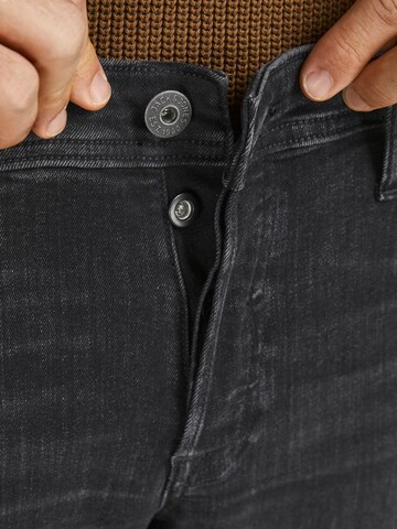 JACK & JONES Regular Jeans 'Mike' in Zwart