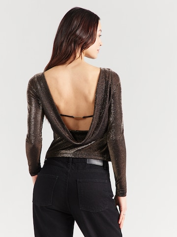 Abercrombie & Fitch - Camiseta en negro