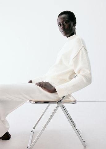 MANGO Trui 'DESTROY' in Beige