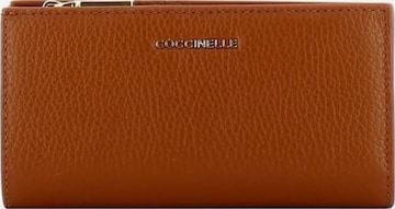 Coccinelle Portemonnaie 'E2MW511F101' in Braun: Vorderseite
