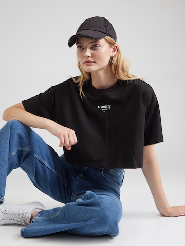 Tommy Jeans T-shirt 'ESS' i svart
