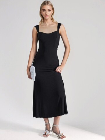 Hiccup Jurk in Zwart: voorkant