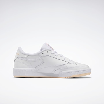 Reebok - Sapatilhas baixas ' Club C 85' em branco