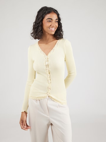 Geacă tricotată de la rosemunde pe galben: față