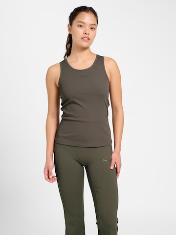 Hummel Top in Bruin: voorkant