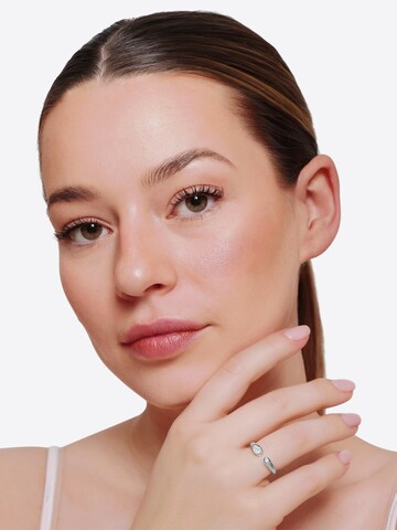 Bague Heideman en argent : devant