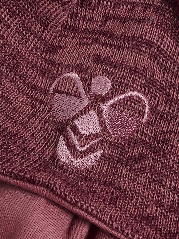 Hummel Beanie in Purple