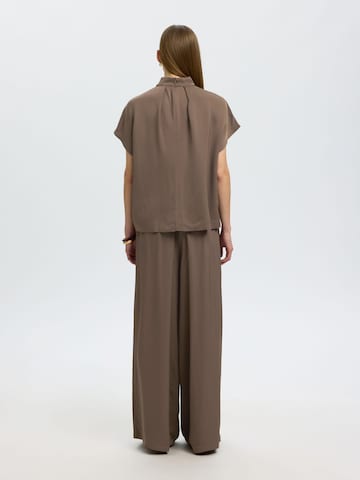 Wide leg Pantaloni di SELECTED in marrone