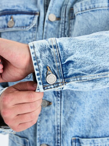 Dxnmxrk Tussenjas 'DxFillip' in Blauw