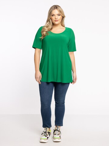 Yoek Shirt in Groen