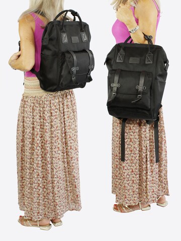 Jennifer Jones Backpack in Black