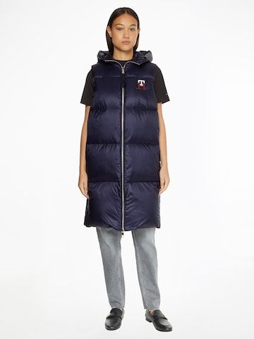 TOMMY HILFIGER Vest 'Monogram' in Blue: front