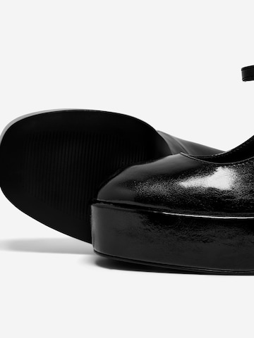 ONLY أحذية بكعب عالٍ وحمالة كعب 'PALI-1' بلون أسود