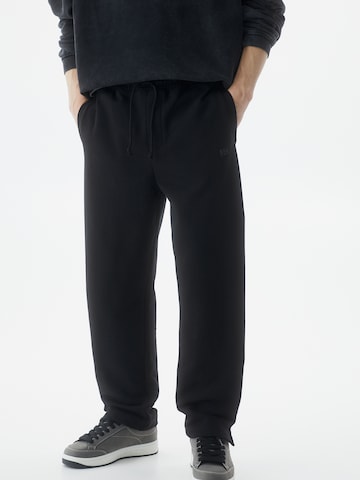 Loosefit Pantalon Pull&Bear en noir : devant