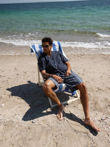 BLEND Comfort Fit Kurzarmhemd ' BHAvan ' in Blau