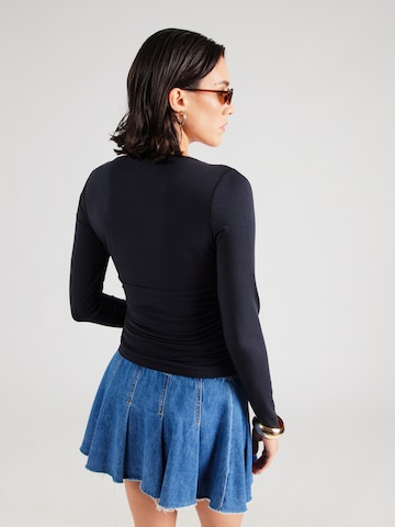 Abercrombie & Fitch Póló 'ZOE' - fekete