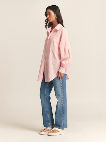 St MRLO - Blusa 'Requisite' en rosa