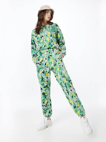 ADIDAS BY STELLA MCCARTNEY Tapered Sportbyxa 'Floral Printed ' i vit