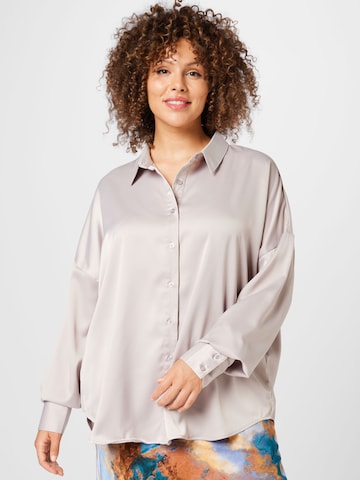 Nasty Gal Plus Bluse in Grau: predná strana